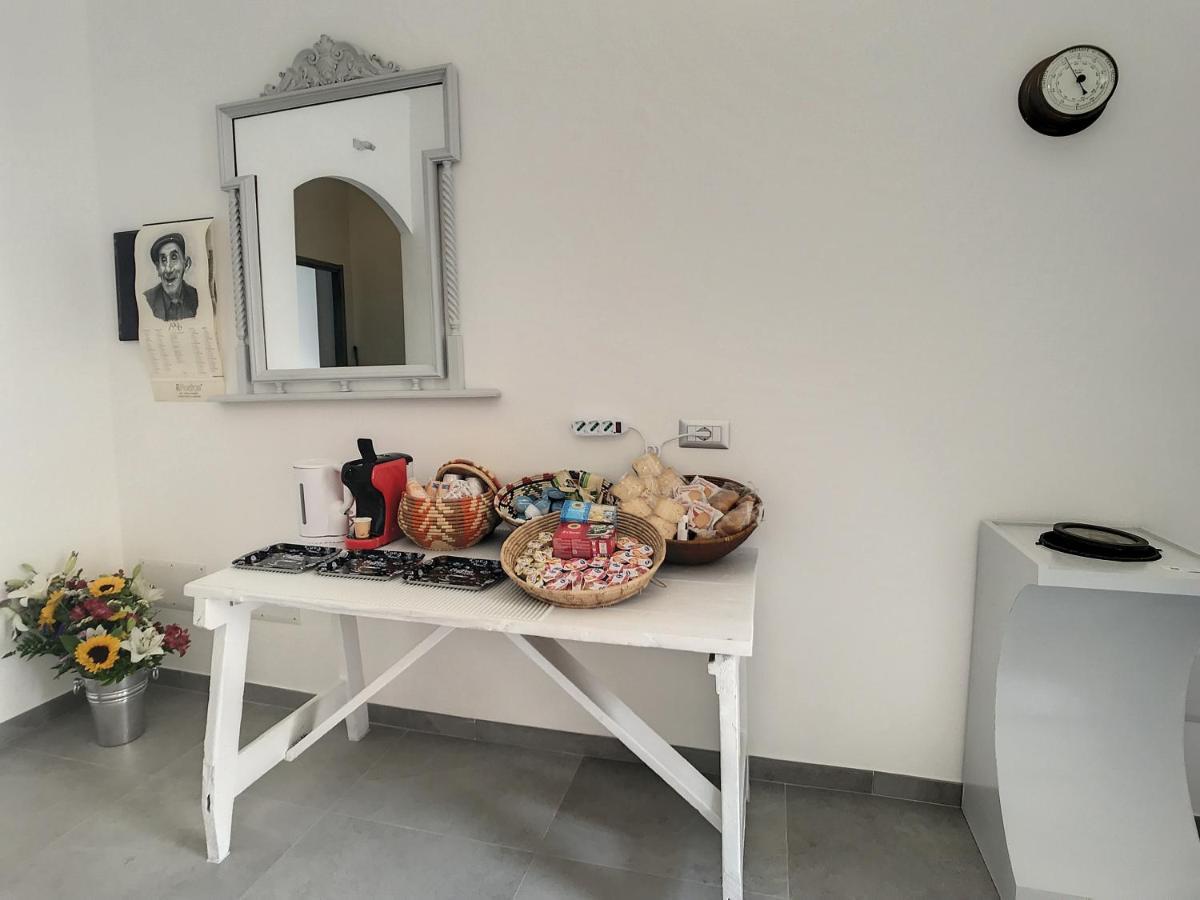 Il Bed And Breakfast Al Centro Castelsardo Εξωτερικό φωτογραφία